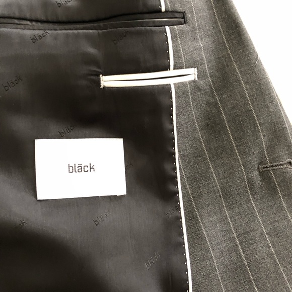 Men’s European Suit - Picture 2 of 5